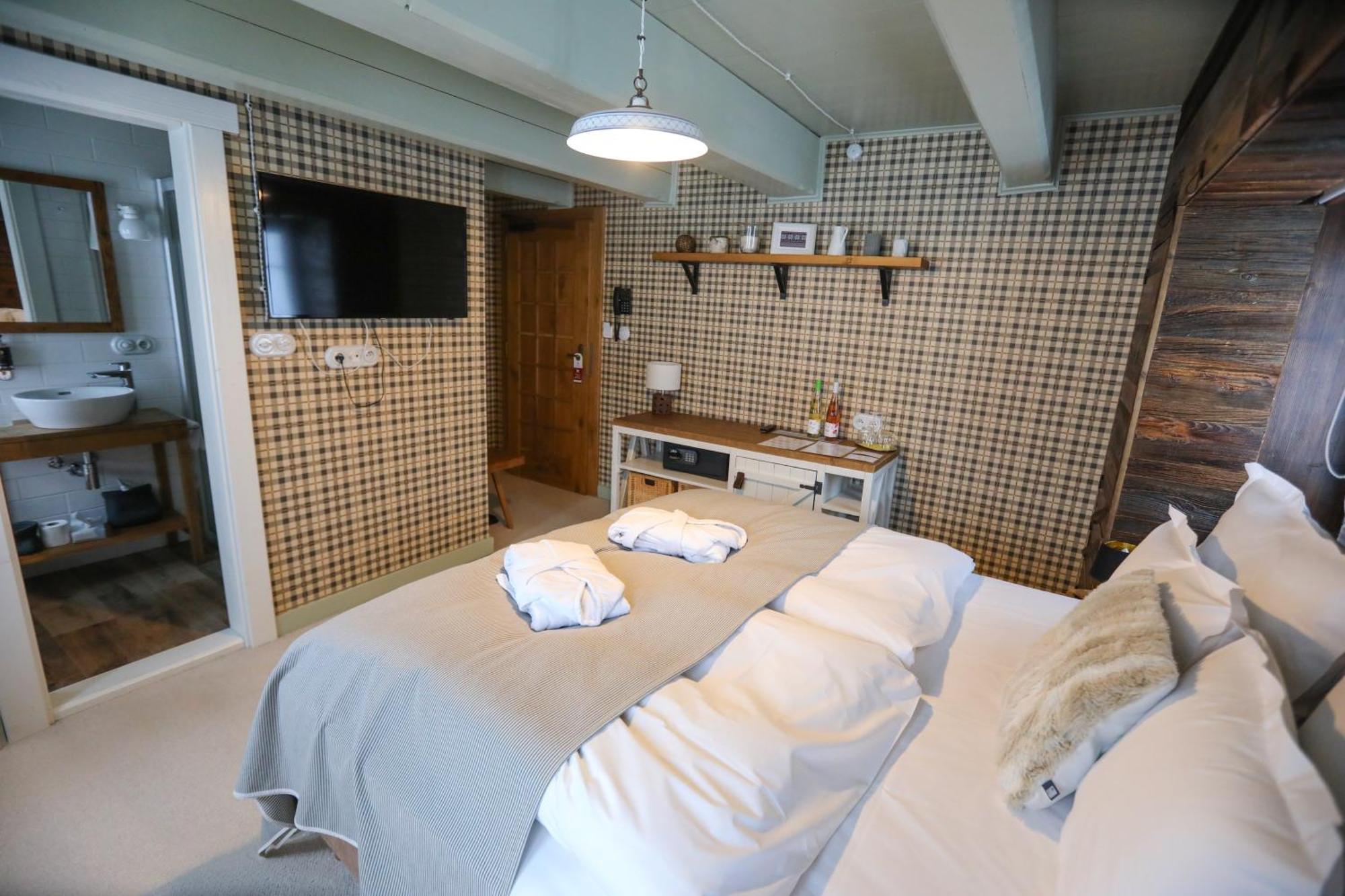 Hotel Bouda Helena Pec pod Sněžkou Eksteriør bilde